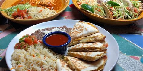 The mexican food industry has brought us some of the famous dishes from mexican cuisine. Incredible Mexican Food Available Near You - LiveNewCanaan