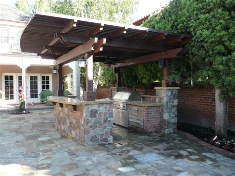 However summer season is time of delighting in fresh air and also sunshine primarily in gardens and patio areas. Outdoor Kitchen Roof Ideas | Outdoor kitchen design, Outdoor kitchen plans, Covered outdoor kitchens