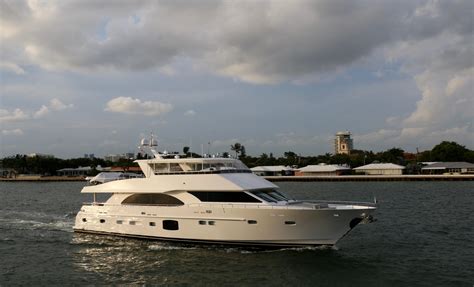 Freedom Yacht For Sale 95 Hargrave Yachts Fort Lauderdale Fl