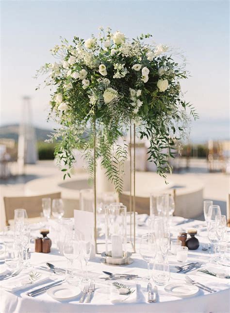 How To Choose Your Wedding Colors In 2020 Wedding Floral Centerpieces