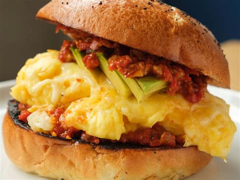 The Best Breakfast Sandwiches In Nyc New York The Infatuation
