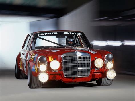 Mercedes Benz Ssk And Amg 300 Sel In The Spotlight Once Again
