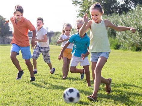 Beneficios Que Aporta Al Niño Jugar Futbol ¡lo Que Debes Saber