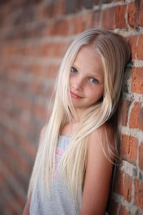 Beautiful Blond 14 Fantastic Medium Layered Hairstyles For 2015 Wallpaperlist