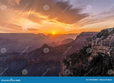 Sunrise From Hopi Point Over The Grand Canyon Arizona Stock Image
