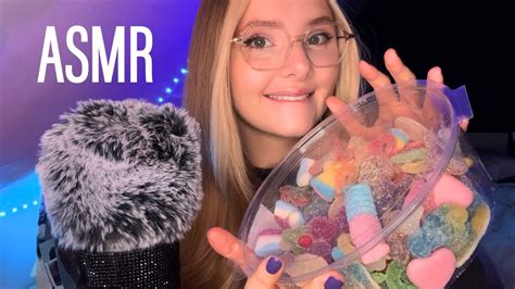 ASMR FR Je Mange Une Boîte GÉANTE De Bonbons dégustation bruits