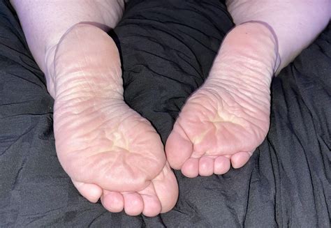 372 Best Wrinkled Soles Images On Pholder Verified Feet Feetpics And Feet