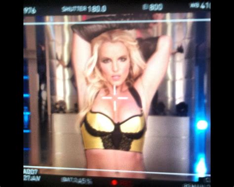 Foto Britney Spears Já Gravou O Clipe De Work Bitch Com Um Figurino Um Tanto Sensual Purepeople