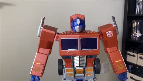 Take My Money Optimus Prime Robot Transforms All By Itself The