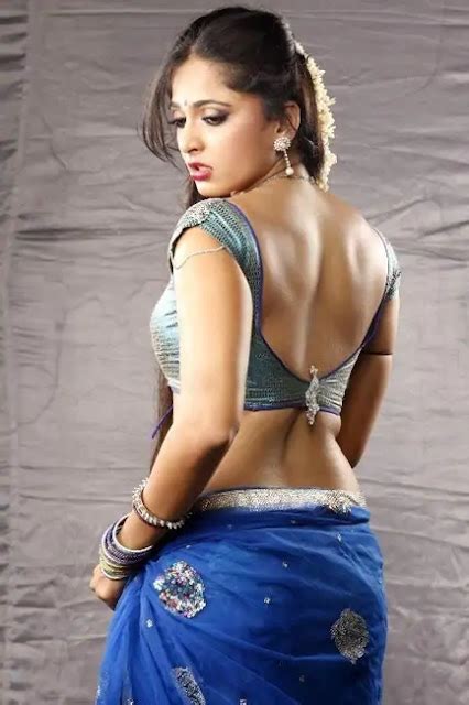 Anushka Shetty Very Hot In Blue Saree Photo Collection