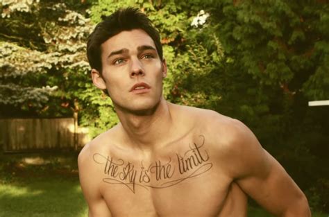Holden Nowell Says Call Me Maybe Gay Storyline Made Him Uncomfortable