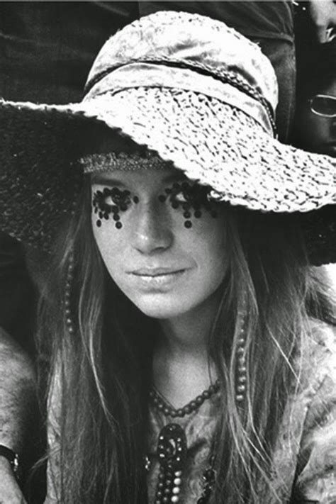 Vintage Everyday Girls Of Woodstock The Best Beauty And Style Moments From 1969 Hippie Girl