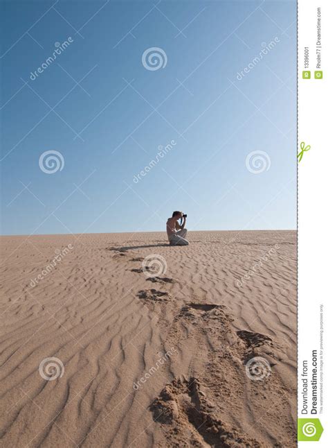 Man In The Desert Stock Image Image Of Sand Walk Oman 13396001