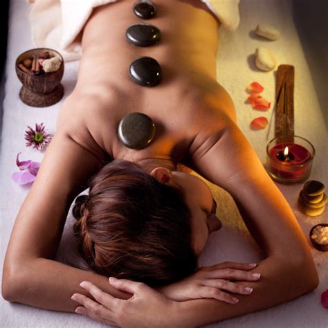 Massagem Relaxante Pedras Quentes Fisiomassagem Studio
