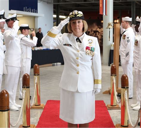 pin by dawn on military women us navy women women in uniform women in the navy