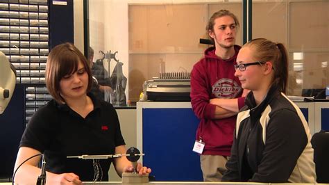 Fiona loewi, anika noni rose, nick robinson and others. BINGO-Film 2015 - Besuch bei "ABB" in Minden - YouTube