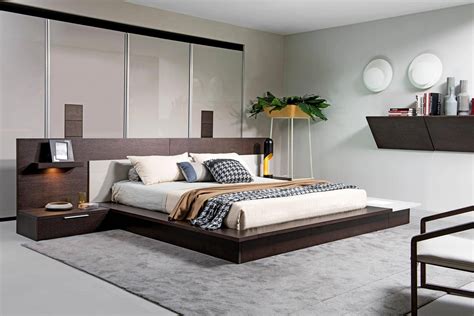 Buy Soflex Rochester Queen Platform Bed In Brown Gray Wood Online