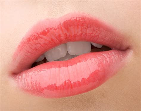 Beautiful Lips Of Girls