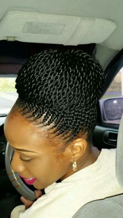 It oozes style and, let's be honest, makes short hair look enviable. 50 Ghana Braids Styles | herinterest.com/