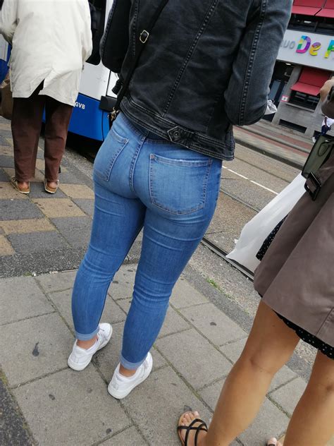 Candid Jeans Ass R Girlsinjeans