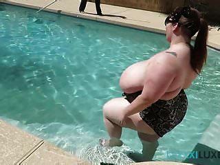 Sexy SSBBW Lexxxi Luxe Teases Pool Guy By Going Topless Anybunny