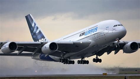Airbus A380 Landing Wallpapers Top Free Airbus A380 Landing