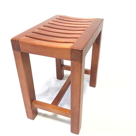 Bathroom Stool Solid Wood Small Anticorrosive Water Skiing Footstool