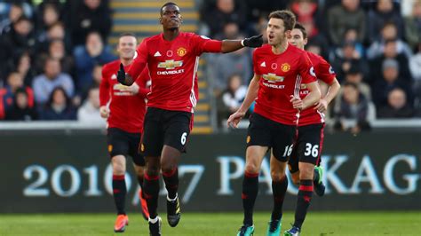 Latest manchester united live scores, fixtures & results, including premier league, fa cup, uefa champions league, league cup and uefa europa league, featuring match reports and match previews. Swansea 1 - 3 Man Utd - Match Report & Highlights