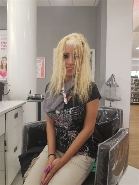 Aspen Romanoff On Twitter At The Salon A Hot Mess Getting Ready For