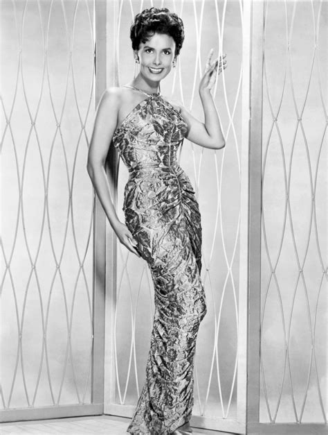 Singer Lena Horne Started Out Her Career In The Cotton Club In 1930s Beginning As Chorus L