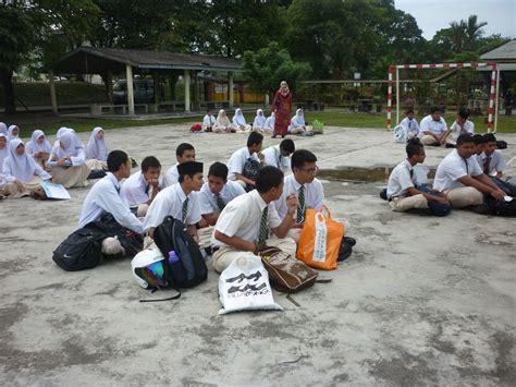 Smkpg2 tidak ketinggalan mengambil bahagian. MPPUSMKPG2: MINGGU TEKNIK PRAUNIVERSITI SMK PASIR GUDANG 2