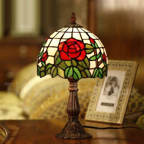 8 Inch Rural Rose Tiffany Table Lamp In 2020 Tiffany Table Lamps