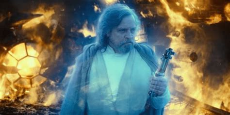 Mark Hamill Reveals His Hidden Role In The Force Awakens Production