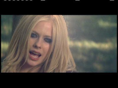 Avril lavigne was married to sum 41 lead singer deryck whibley when she wrote this song. Avril Lavigne- 'When You're Gone' MV Screencaps [HQ ...