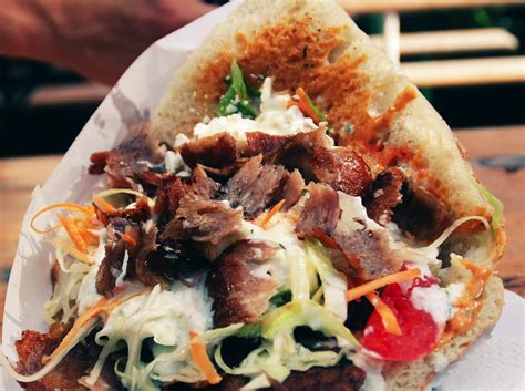 We did not find results for: Aveva carne e pesce conservate male, un negozio di kebab ...