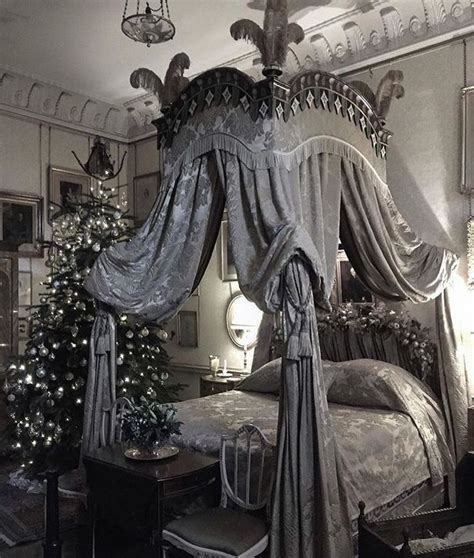 35 Lovely Romantic Bedroom Ideas Perfect For Valentine Gothic Bedroom Furniture Gothic