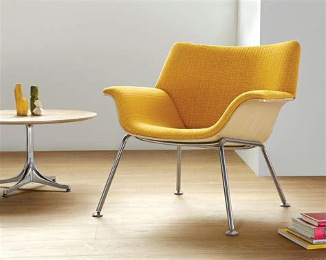 The swoop plywood chair from herman miller is a simply beautiful new design which is sure to become a classic best seller. Swoop Plywood Lounge Chair - Modern Home Magazine