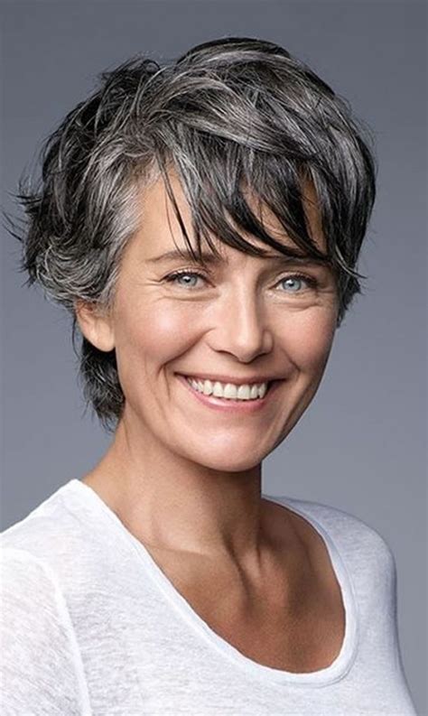 12 Short Pixie Haircuts For Older Women