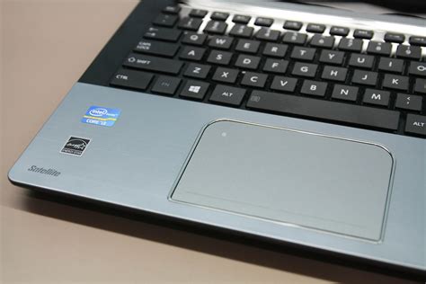Toshiba Satellite S40t Laptop Large Trackpad Toshiba Sat Flickr