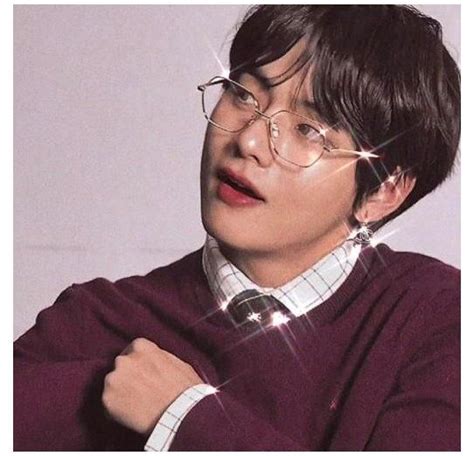 Taehyung Glasses And Glacy Look In 2020 Jungkook Glasses Taehyung