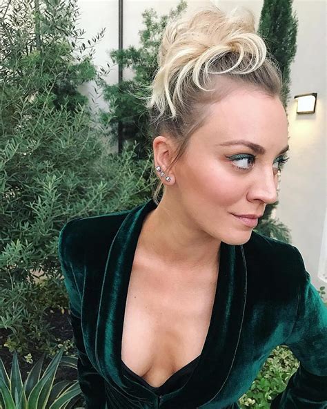 For her horse riding is ' the perfect combination of a mental and physical workout. Kaley Cuoco (Кейли Куоко) в Инстаграм | Instagram | ThePlace