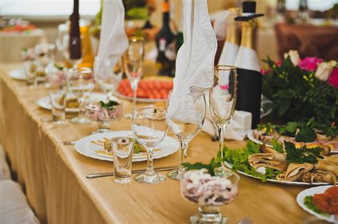 See more ideas about party planner, how to plan, event planning business. How to Plan a Dinner Party-That's Fun! - Mom Blog Society