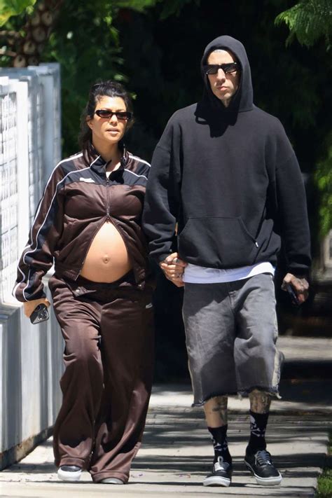 Pregnant Kourtney Kardashian Is Home After Brief Hospital Visit Source