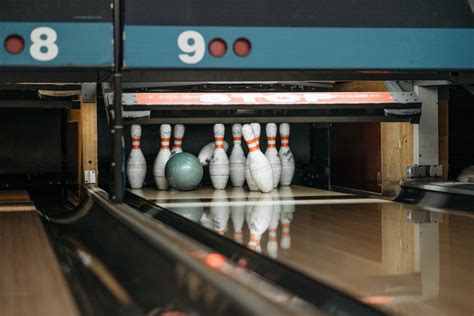 What Are The Top 6 Facts About Bowling Bowling Alley Prices
