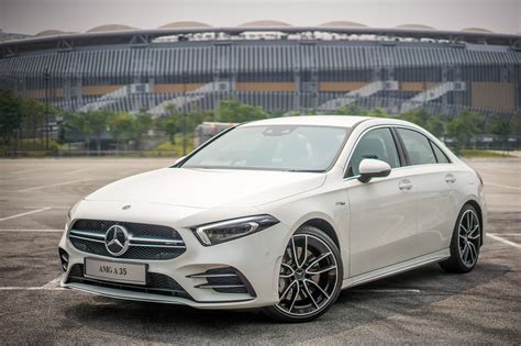 As of 15 april 2021, mercedes benz car prices start at rm 219,263 for the. Mercedes-Benz Malaysia Launches Mercedes-AMG A 35 4Matic ...