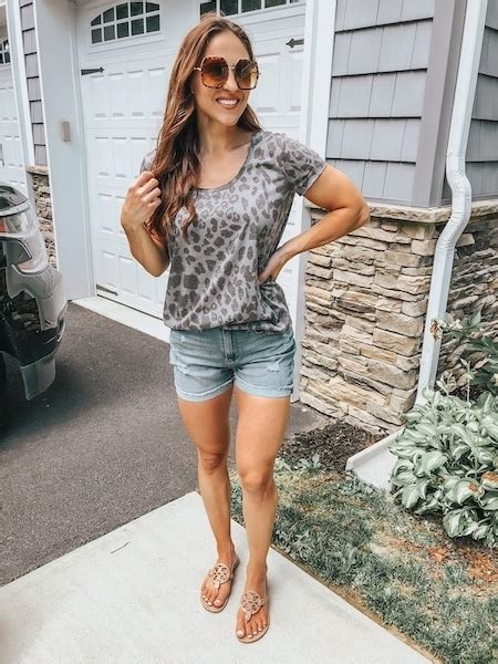 17 Cute Casual Outfits For Summer Fit Mommy In Heels