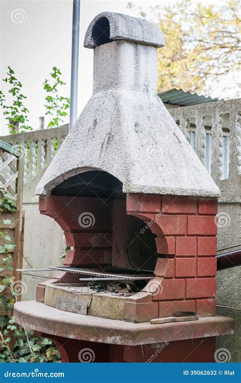 Outdoor Brick Barbecue Designs