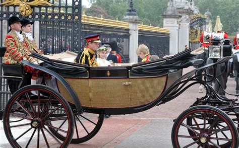 Royal Carriage For Harry And Meghans Wedding 5 Fast Facts