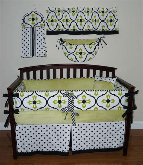 Buy a beautiful unisex crib bedding set for your baby on momfinds.com. Unisex Crib Baby Bedding 5 pc. Set Lime by ...