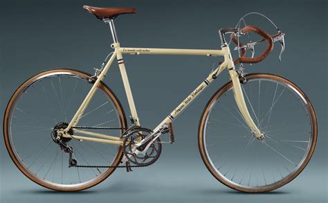 Anjou Vélo Vintage Vélo Route Rétro Et Made In France Design De Bicicleta Bicicletas